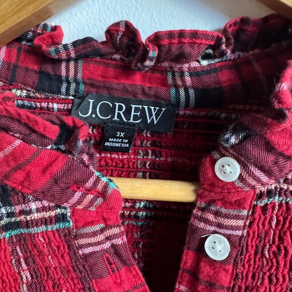 J. Crew Women's Ruffleneck Cotton Flannel Popover in Good Tidings Plaid - Plus - Picture 2 of 3